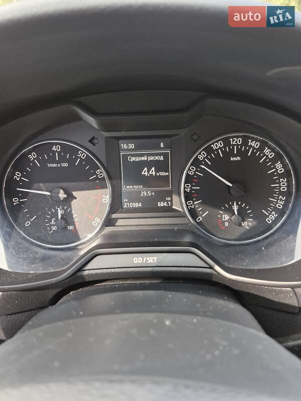 Лифтбек Skoda Octavia 2014 в Львове фото 9 Лифтбек Skoda Octavia 2014 в Львове