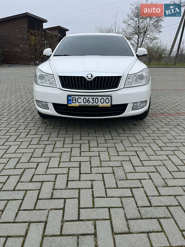 Лифтбек Skoda Octavia 2010 в Золочеве