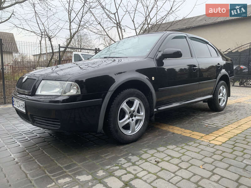 Лифтбек Skoda Octavia 2005 в Бучаче