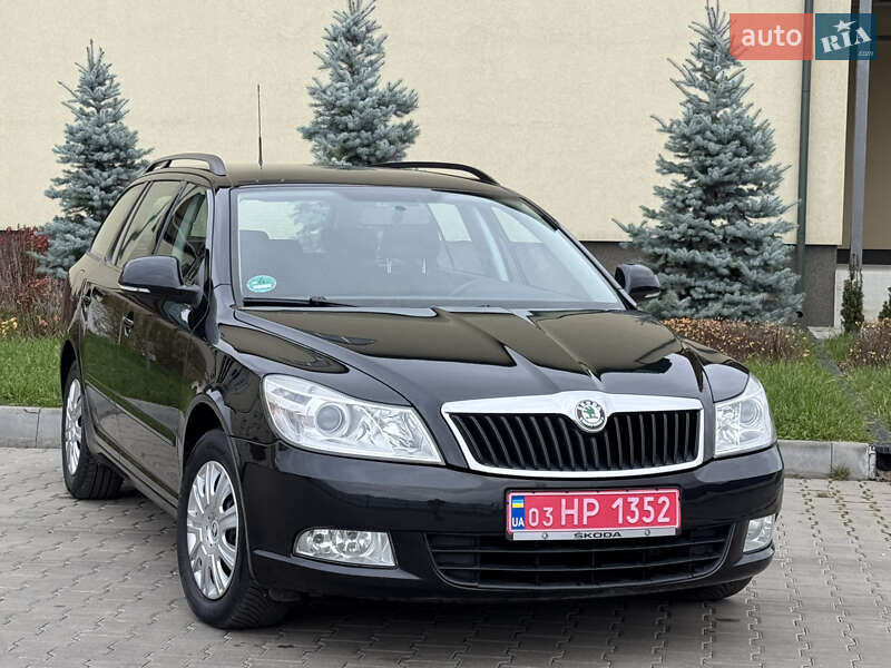 Універсал Skoda Octavia 2009 в Луцьку