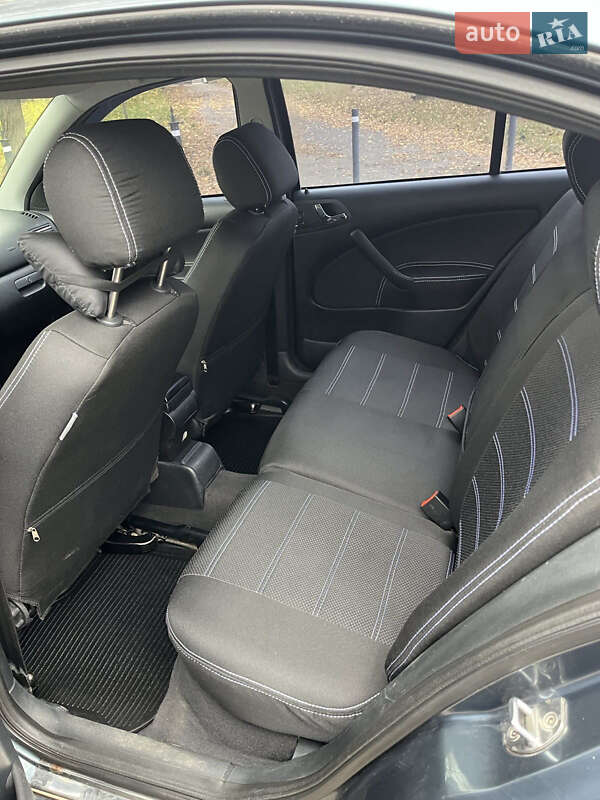 Лифтбек Skoda Octavia 2004 в Ровно фото 16 Лифтбек Skoda Octavia 2004 в Ровно