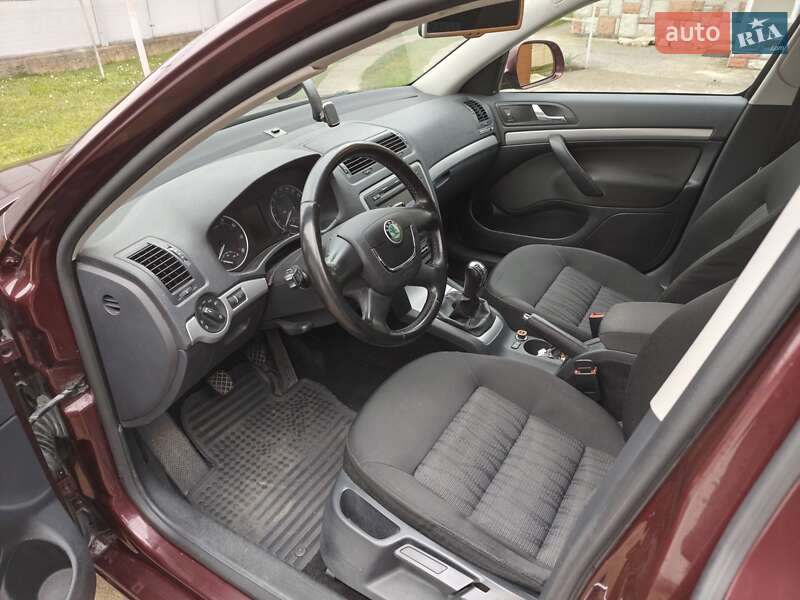 Универсал Skoda Octavia 2009 в Ивано-Франковске