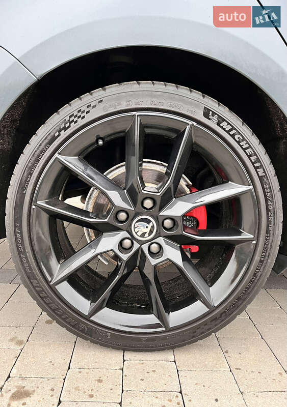 Универсал Skoda Octavia 2019 в Луцке