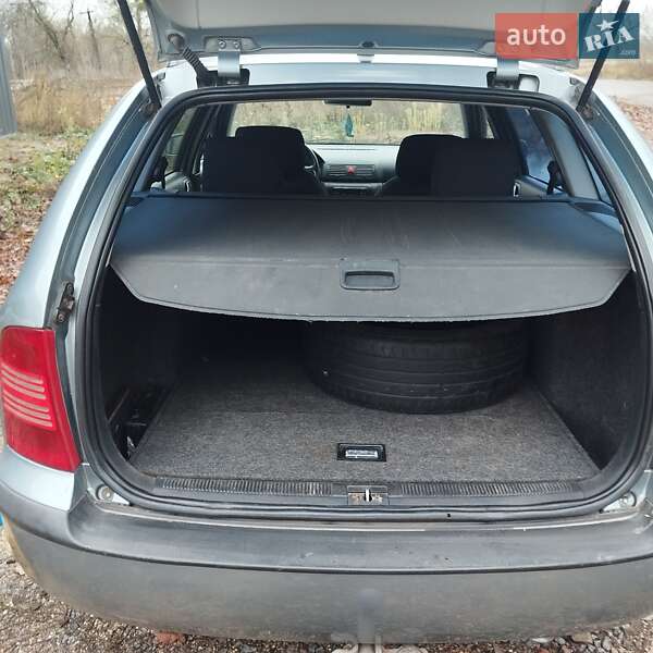 Универсал Skoda Octavia 2001 в Гадяче