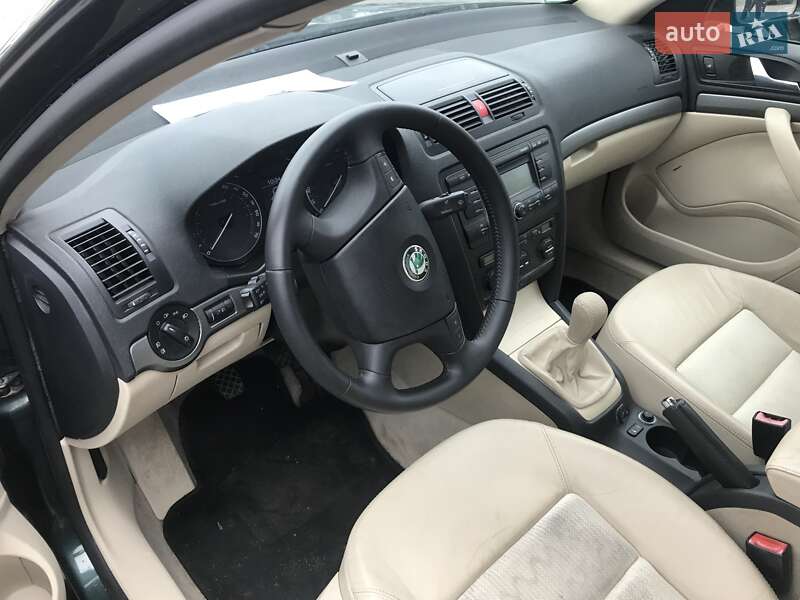 Лифтбек Skoda Octavia 2006 в Ровно фото 8 Лифтбек Skoda Octavia 2006 в Ровно