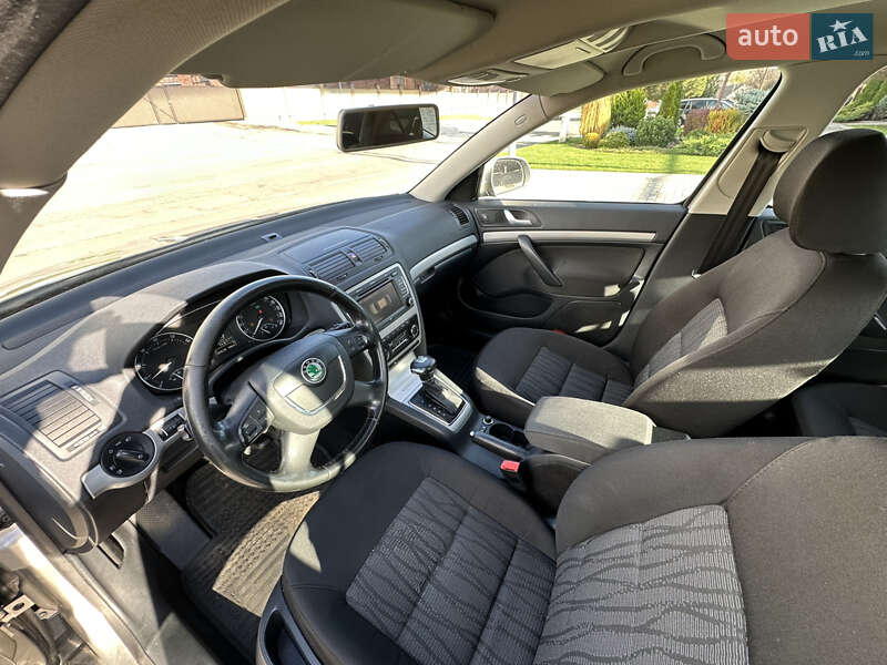 Лифтбек Skoda Octavia 2012 в Запорожье