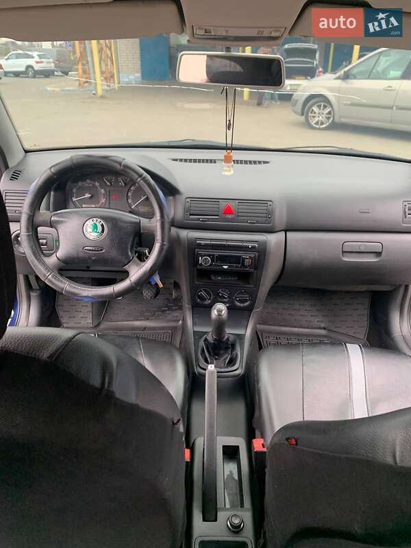 Лифтбек Skoda Octavia 2007 в Белогородке