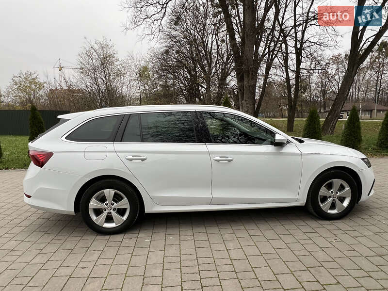 Универсал Skoda Octavia 2020 в Львове
