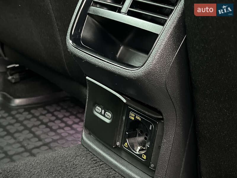 Универсал Skoda Octavia 2020 в Львове