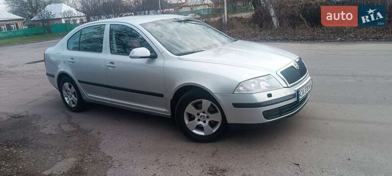 Лифтбек Skoda Octavia 2008 в Черкассах