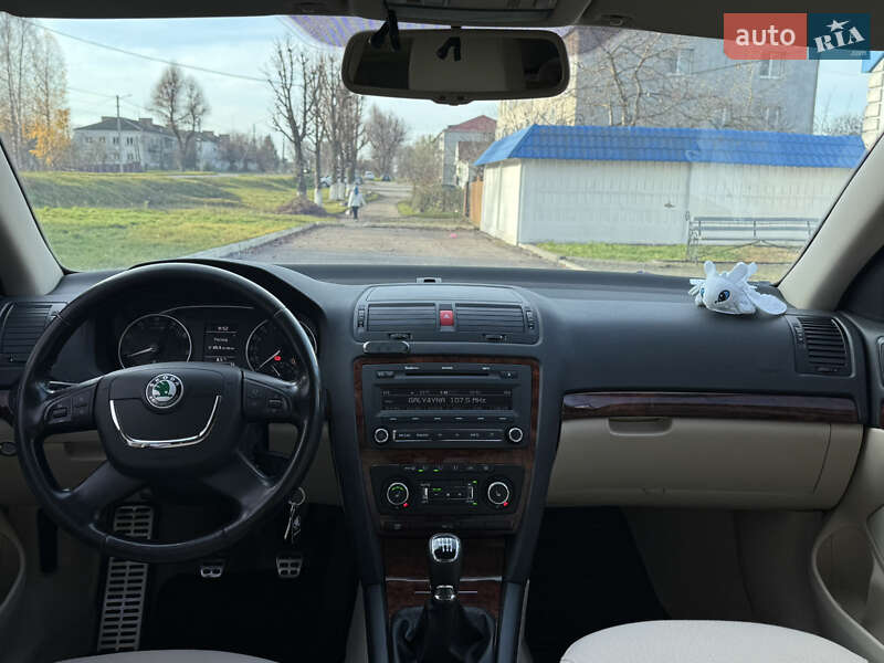 Лифтбек Skoda Octavia 2009 в Радивилове
