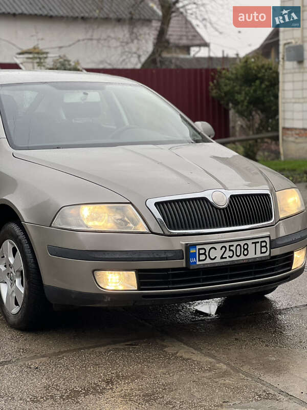 Лифтбек Skoda Octavia 2007 в Львове
