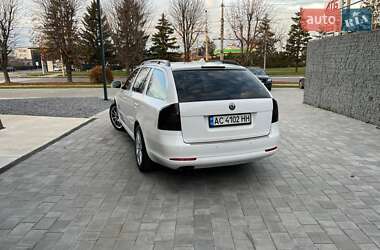Универсал Skoda Octavia 2010 в Луцке
