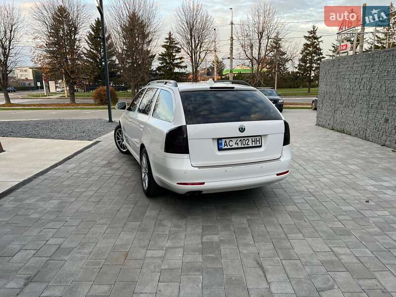Универсал Skoda Octavia 2010 в Луцке фото 5 Универсал Skoda Octavia 2010 в Луцке