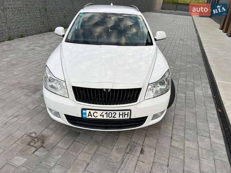 Универсал Skoda Octavia 2010 в Луцке фото 4 Универсал Skoda Octavia 2010 в Луцке