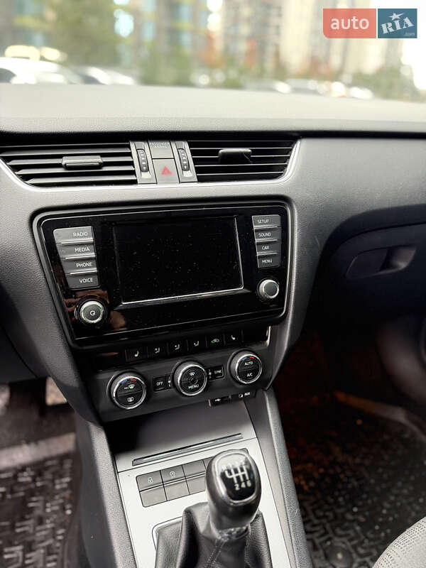 Ліфтбек Skoda Octavia 2016 в Софіївській Борщагівці