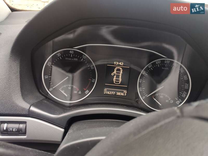 Универсал Skoda Octavia 2010 в Киеве фото 8 Универсал Skoda Octavia 2010 в Киеве