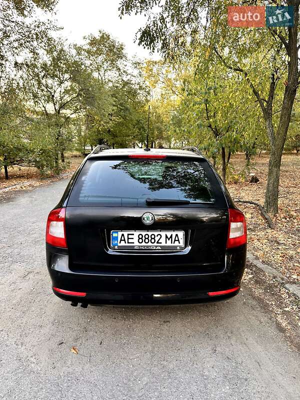 Универсал Skoda Octavia 2010 в Киеве фото 4 Универсал Skoda Octavia 2010 в Киеве