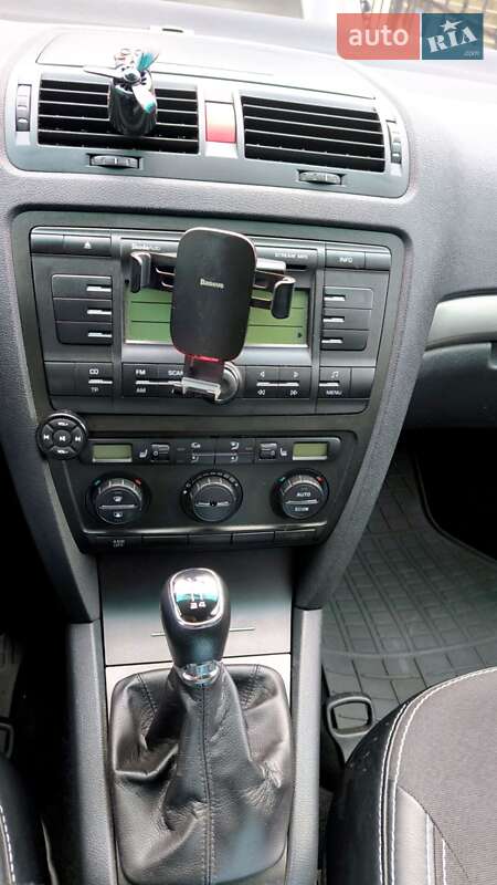 Ліфтбек Skoda Octavia 2006 в Обухові