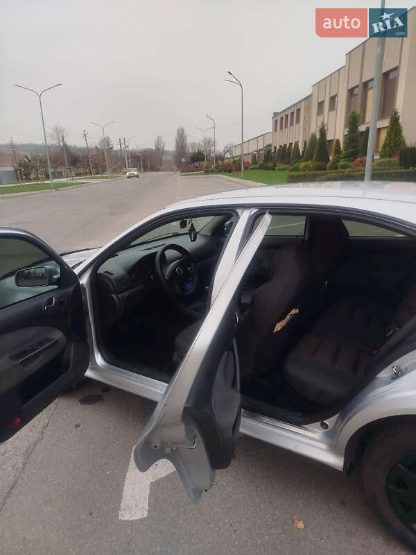 Лифтбек Skoda Octavia 2008 в Запорожье фото 2 Лифтбек Skoda Octavia 2008 в Запорожье