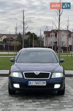 Лифтбек Skoda Octavia 2007 в Буче