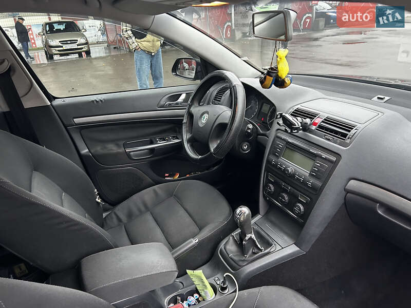 Лифтбек Skoda Octavia 2008 в Киеве