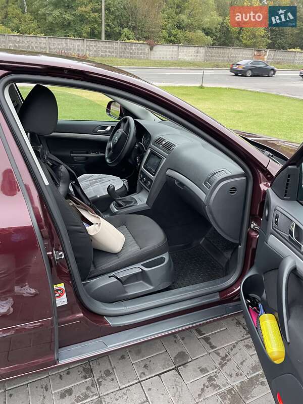 Лифтбек Skoda Octavia 2012 в Киеве