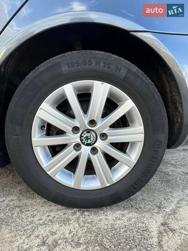 Лифтбек Skoda Octavia 2009 в Ирпене фото 21 Лифтбек Skoda Octavia 2009 в Ирпене