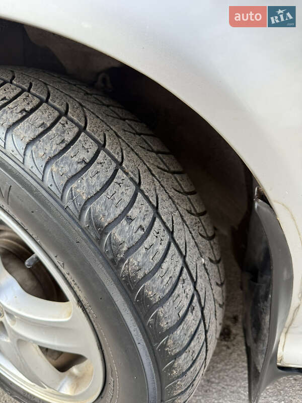 Лифтбек Skoda Octavia 1998 в Чернигове