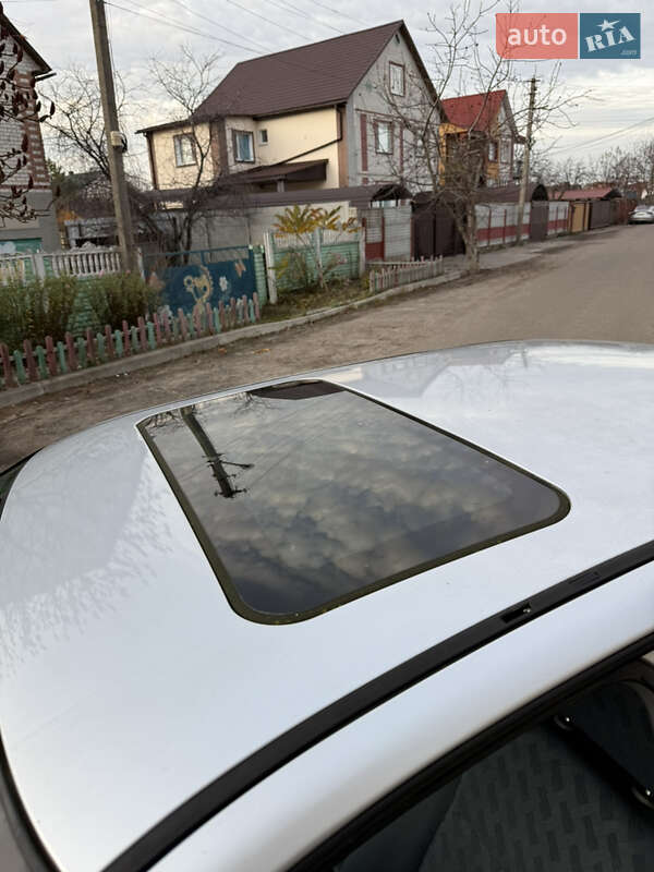 Лифтбек Skoda Octavia 1998 в Чернигове