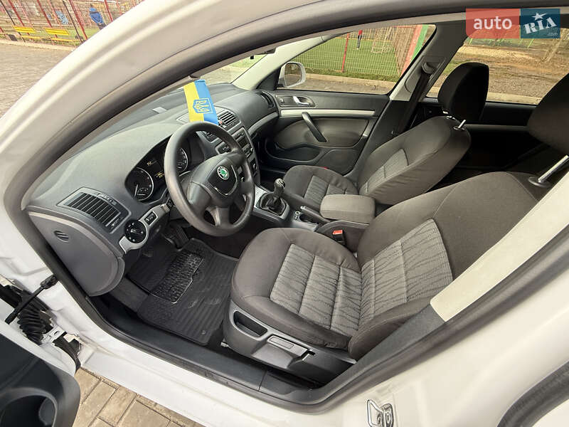 Лифтбек Skoda Octavia 2011 в Кривом Роге