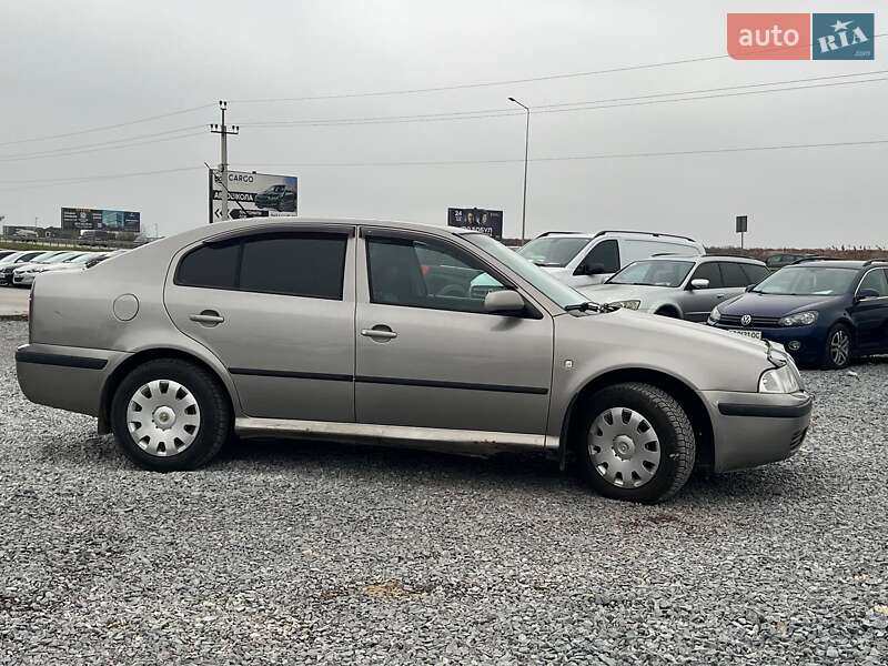 Лифтбек Skoda Octavia 2008 в Львове