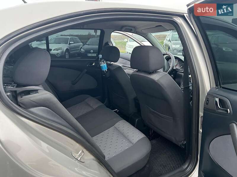 Лифтбек Skoda Octavia 2008 в Львове