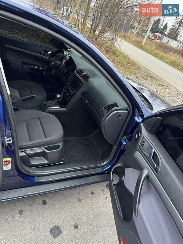 Лифтбек Skoda Octavia 2005 в Баре фото 20 Лифтбек Skoda Octavia 2005 в Баре