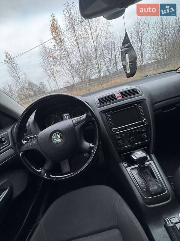 Лифтбек Skoda Octavia 2005 в Баре фото 26 Лифтбек Skoda Octavia 2005 в Баре