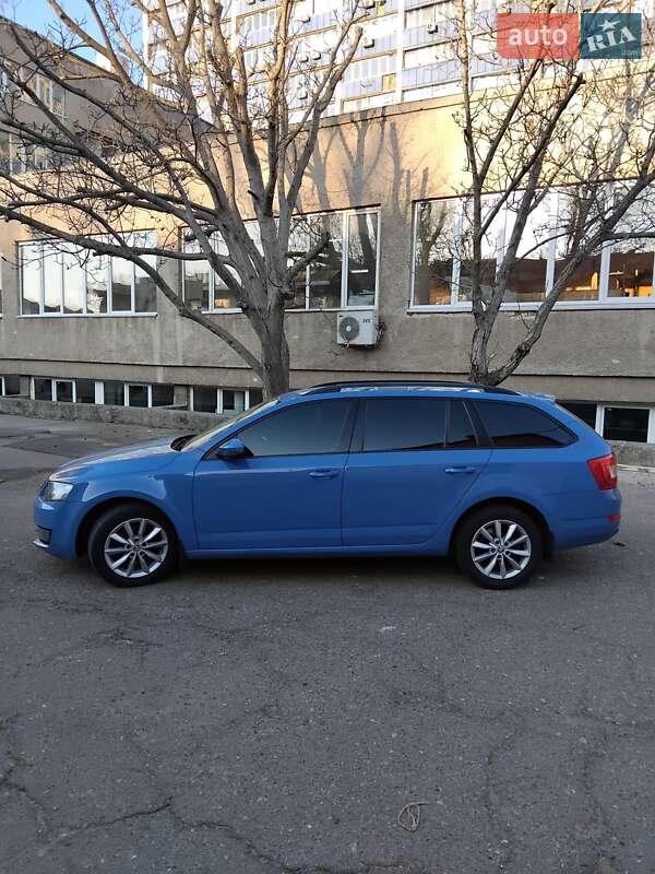 Универсал Skoda Octavia 2013 в Одессе фото 3 Универсал Skoda Octavia 2013 в Одессе