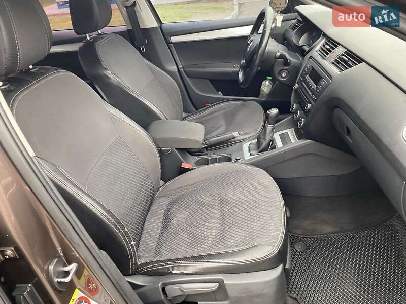 Лифтбек Skoda Octavia 2013 в Николаеве