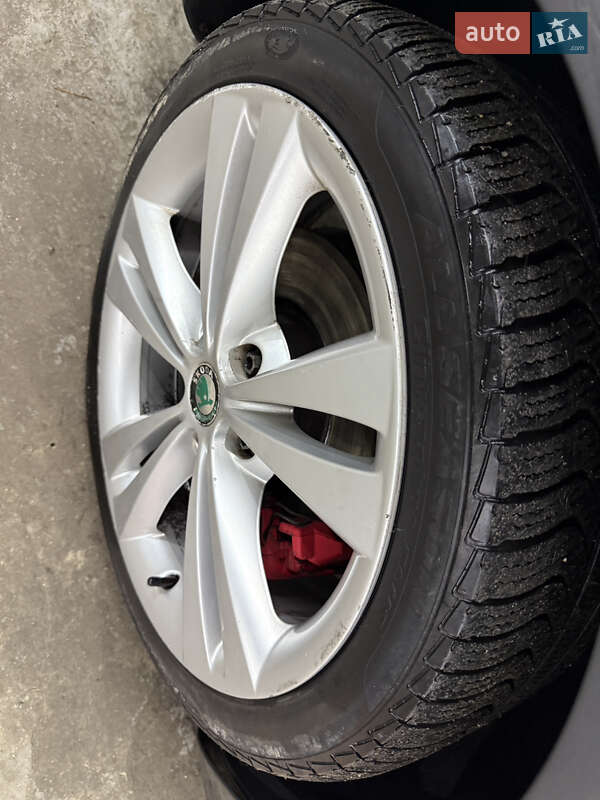 Универсал Skoda Octavia 2012 в Кременце фото 98 Универсал Skoda Octavia 2012 в Кременце