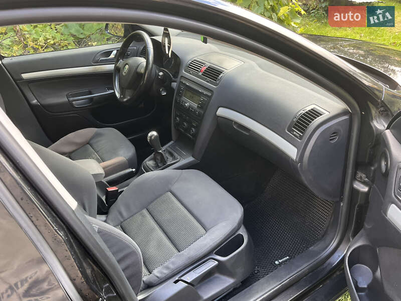 Универсал Skoda Octavia 2005 в Луцке