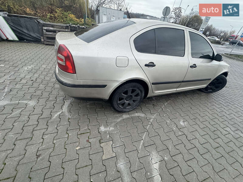 Лифтбек Skoda Octavia 2004 в Мукачево фото 5 Лифтбек Skoda Octavia 2004 в Мукачево