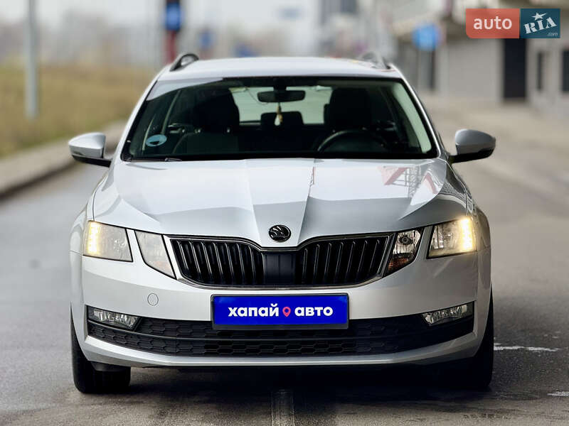 Універсал Skoda Octavia 2017 в Києві фото 2 Універсал Skoda Octavia 2017 в Києві