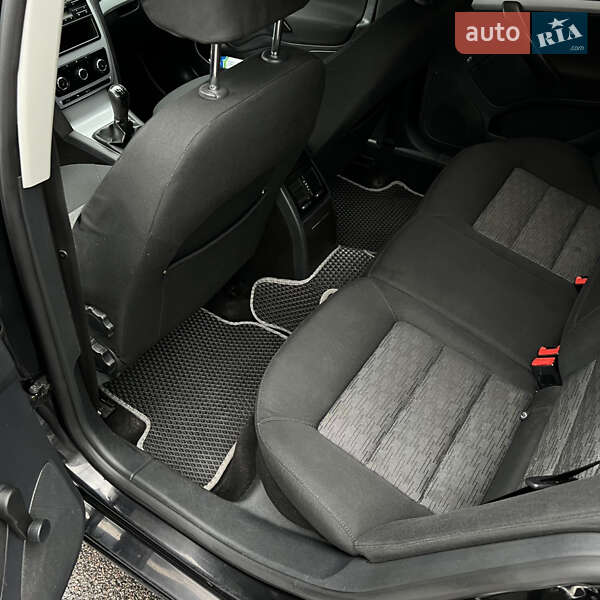 Универсал Skoda Octavia 2009 в Ужгороде