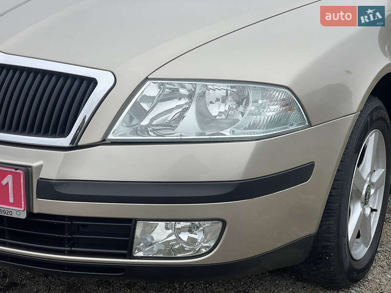 Лифтбек Skoda Octavia 2005 в Умани