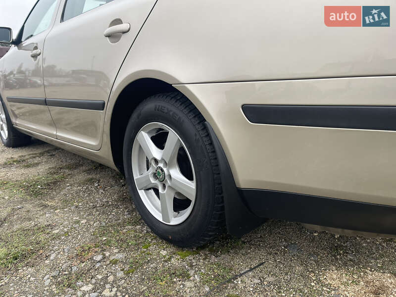 Лифтбек Skoda Octavia 2005 в Умани