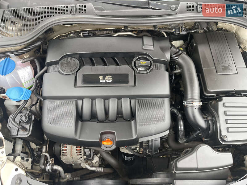 Лифтбек Skoda Octavia 2005 в Умани