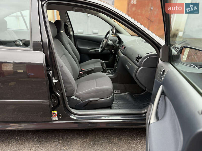 Лифтбек Skoda Octavia 2009 в Умани фото 29 Лифтбек Skoda Octavia 2009 в Умани