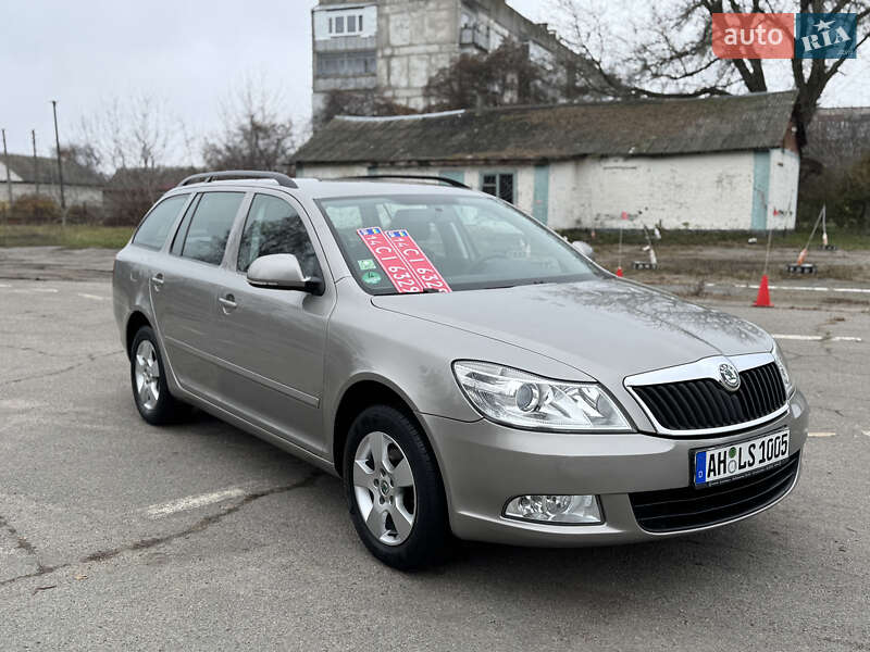 Универсал Skoda Octavia 2009 в Умани