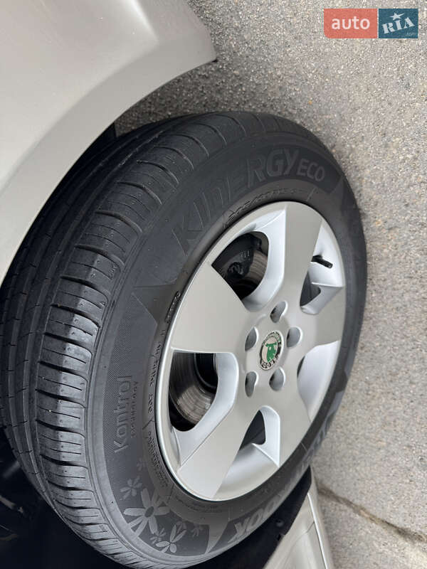 Универсал Skoda Octavia 2009 в Умани