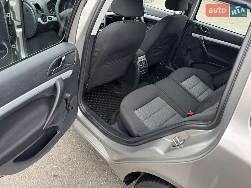 Универсал Skoda Octavia 2009 в Умани