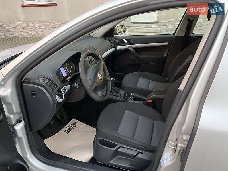 Лифтбек Skoda Octavia 2007 в Луцке